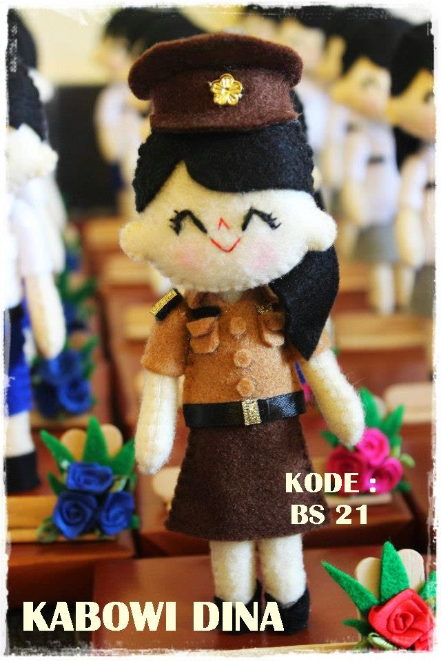 KADO WISUDA HADIAH ANIMASI UNIK BONEKA COUPLE  JUAL FLANEL 