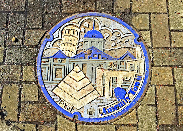 Sunagawa City manhole cover