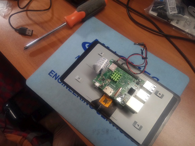 SANYALnet Labs: How to build a battery-powered portable RetroPi using Raspberry Pi