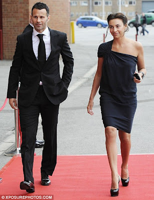 ryan giggs hairstyles. Ryan Giggs with his wife