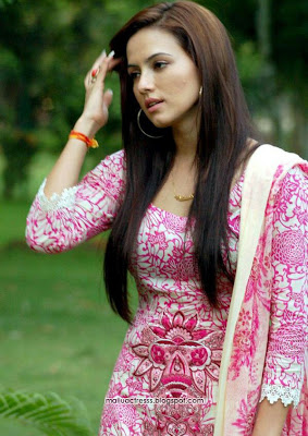 Sana Khan cute photoshoot pics,stills