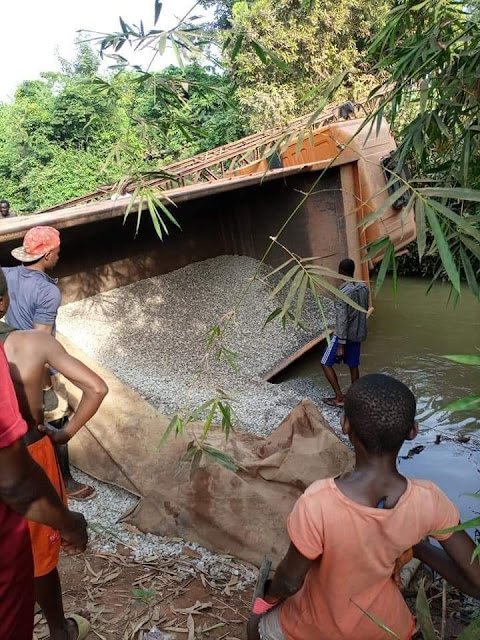 Tragedies Hit As Bridge Collapses In Enugu (PHOTOS)