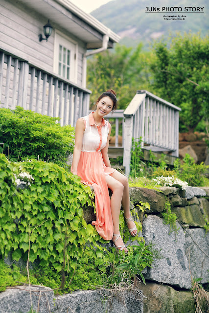 Angel Ju Da Ha - Outdoor Photoshoot