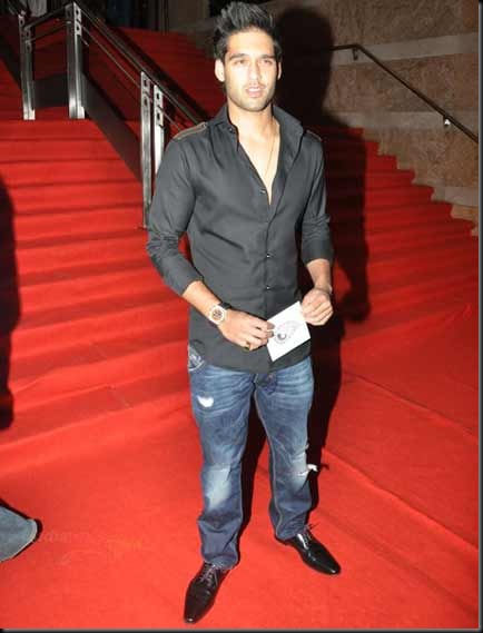 Deepika padukone and Siddharth Mallya at IIJW 2010