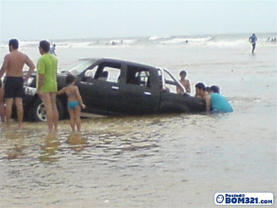 Sekali Air Bah, Sekali Pantai Berubah