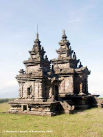 Sejarah Candi Gedong Songo Semarang - Candi Gedong III - Candi Kembar