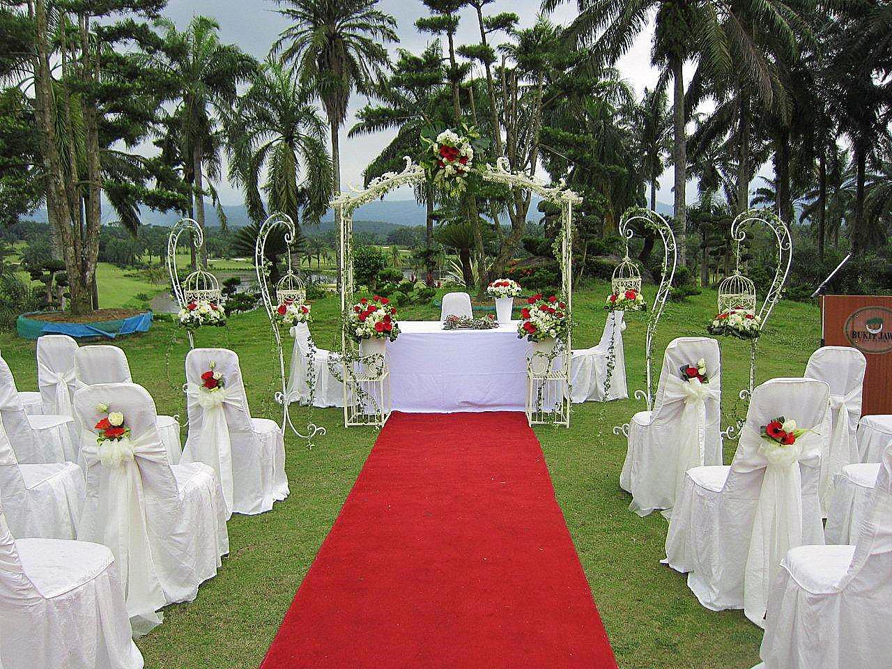 Marvelous Backyard Wedding Reception Decoration Ideas