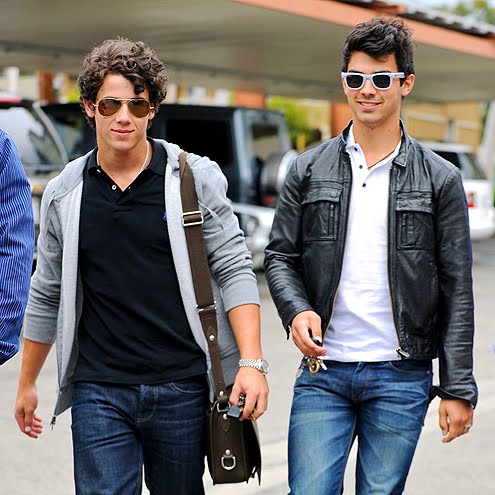 Nick and Joe Jonas sport some serious eyewear while taking a lunch break in 