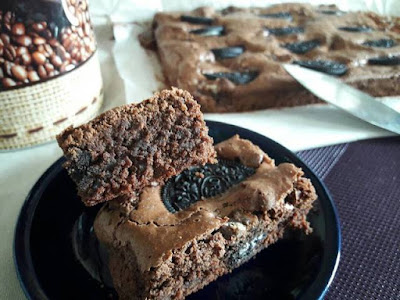 Brownie con galletas Oreo