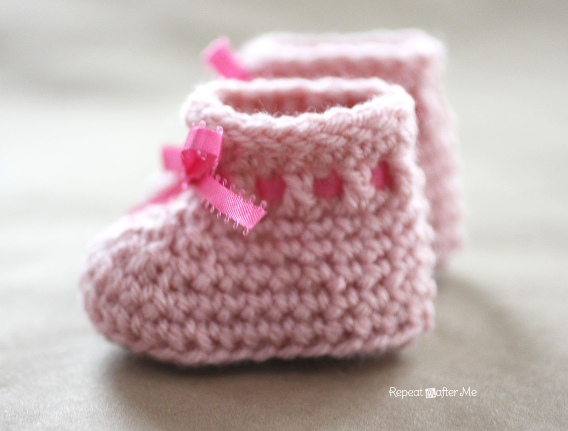 Newborn Baby Booties Crochet Pattern