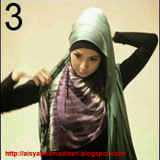 Cara Memakai Jilbab Kreasi JIlbab Pashmian 2 Lapis Simple