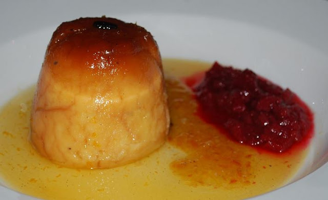 gâteau de semoule parfumé à la vanille, aux zestes d'orange et cannelle