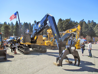 Antique Logging Equipment Show in Eureka, CA - photograph - Redwood Acres Fair Ground - gvan42