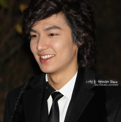 You're right to be here: PROFIL LEE MIN HO