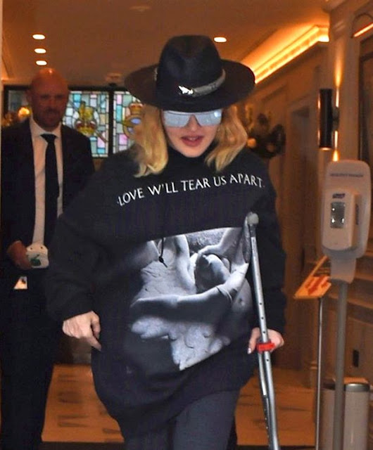 What exactly is Madonna's condition? - use a crutch