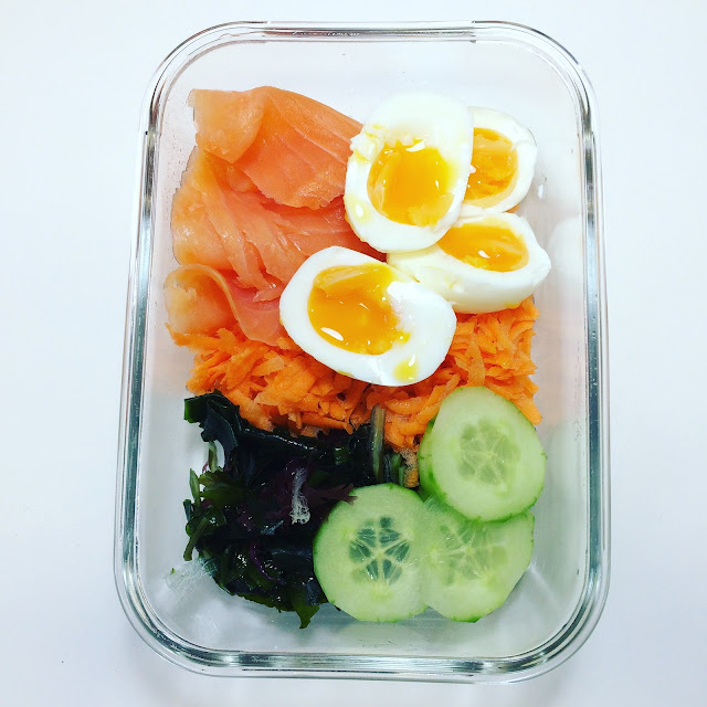 smoked-salmon-and-eggs-salad