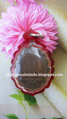 amulet lp hong very good for wealth fetching and business luck and protection