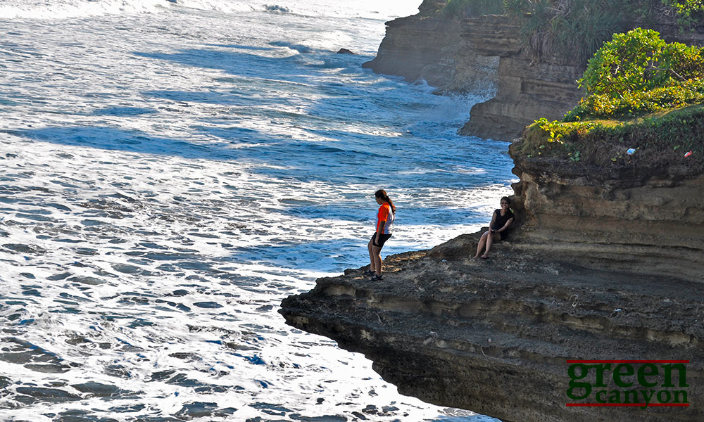 Wisata Religi Dunia 28 Wisata Alam Pantai Di Jawa Barat