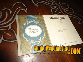 http://www.shidiqweddingcard.com/2015/11/mq-025.html