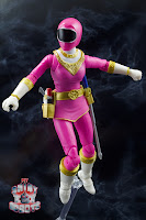 Lightning Collection Mighty Morphin Pink Ranger & Zeo Pink Ranger 63