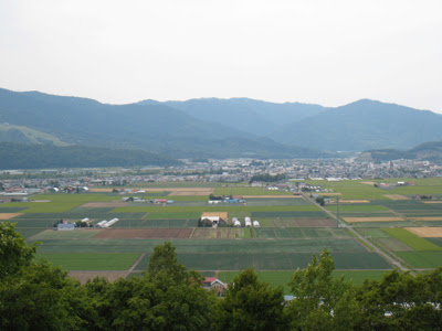 ハートヒルパークから見た富良野盆地