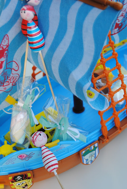 party Favors; gadget bambini; feste a tema