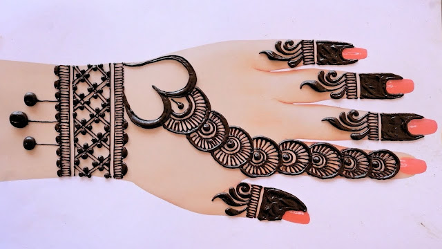 Beautiful Mehndi Designs for Hands and legs