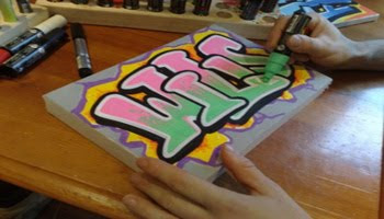 DESIGN GRAFFITI PIECE