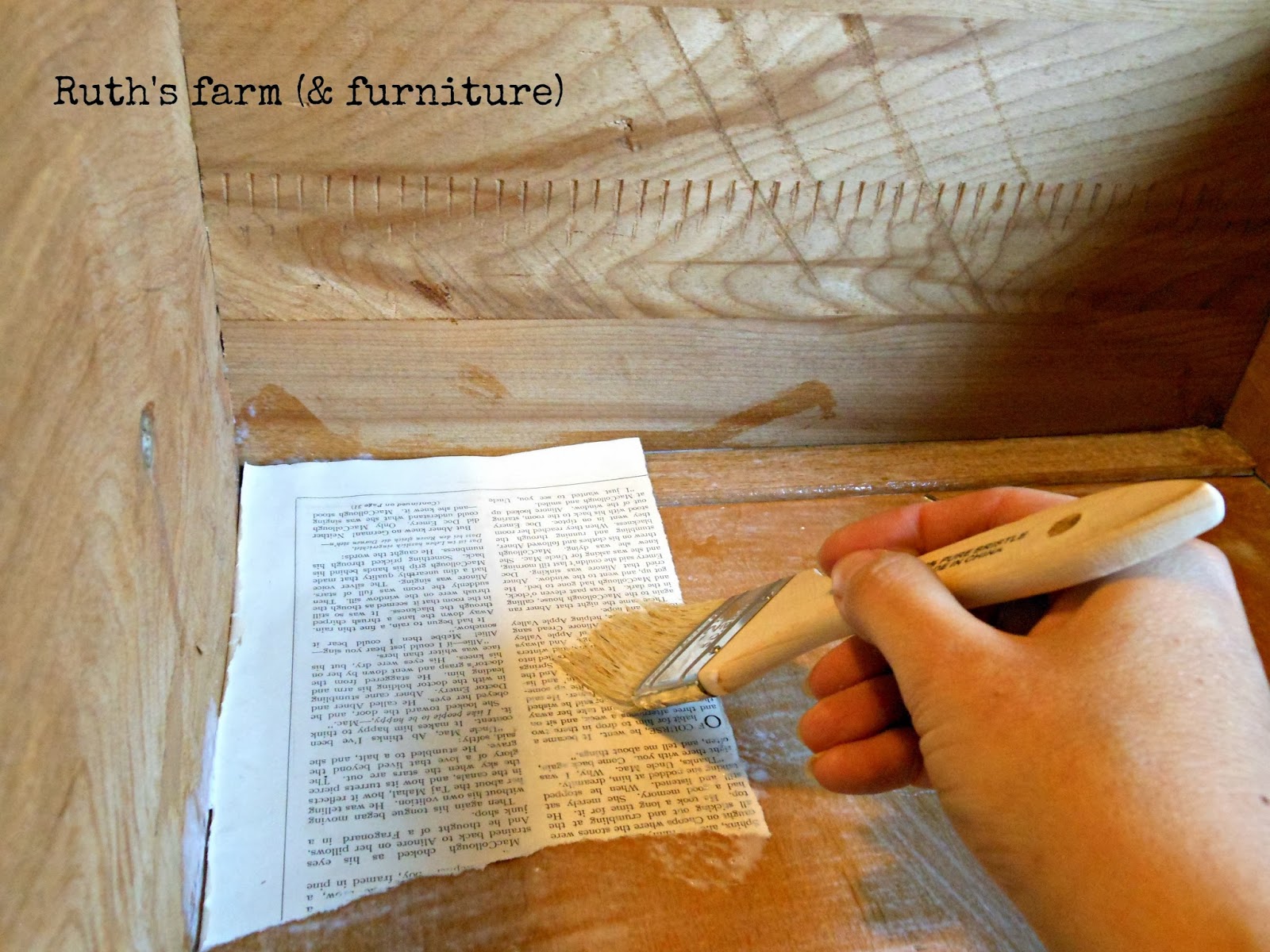 Ruth's farm & furniture: how to line a drawer with paper