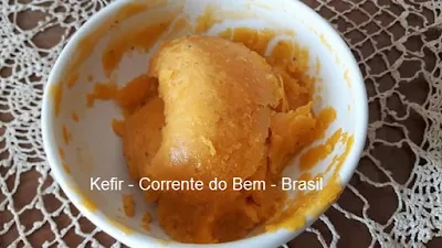 SORBET DE MANGAS E TÂMARAS COM KEFIR DE ÁGUA