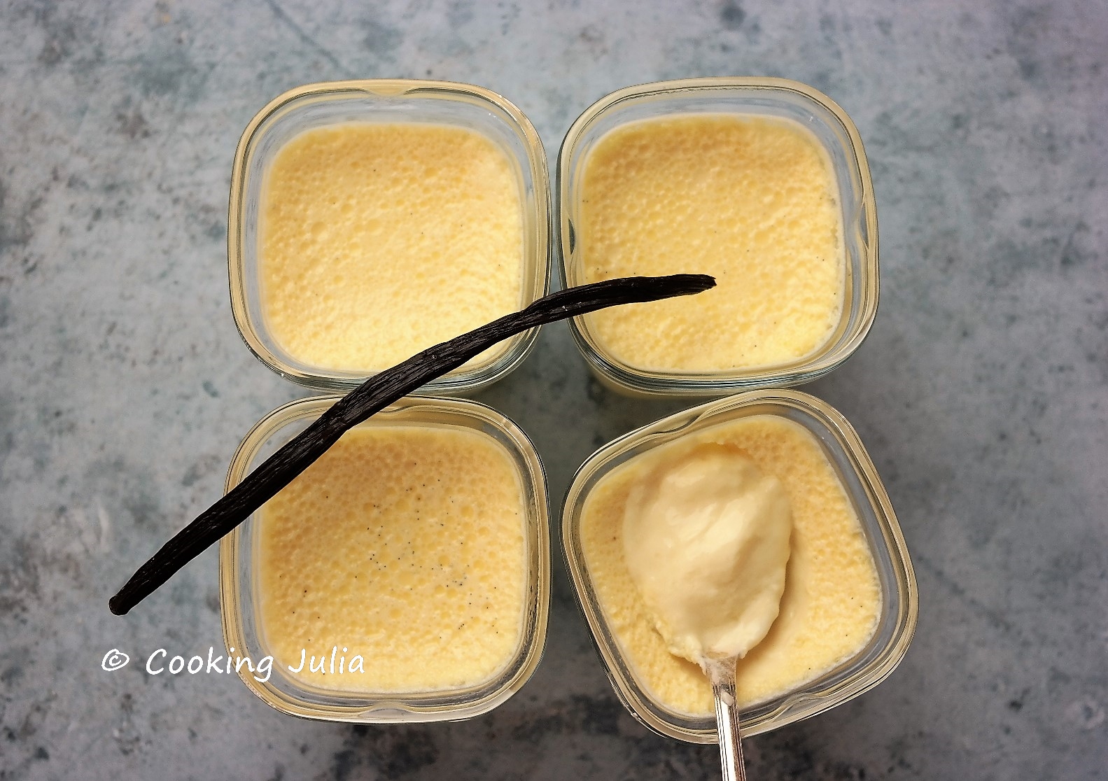 Recette de crème à la vanille avec la multi-délices Seb