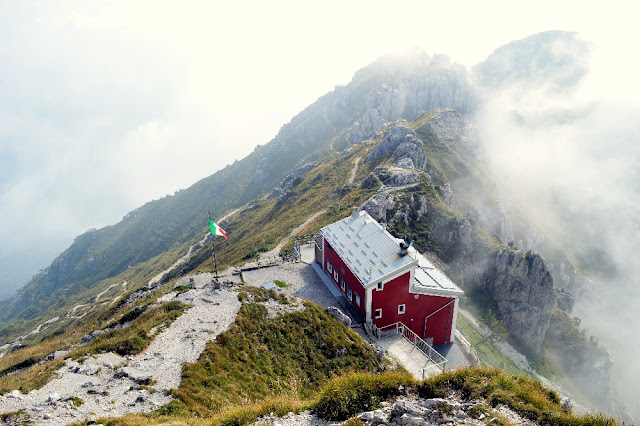 escursione rifugio azzoni resegone