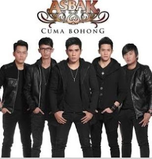  Lagu ini masih berupa single yang didistribusikan oleh label Ascada Musik Lirik Lagu Asbak Band - Cuma Bohong