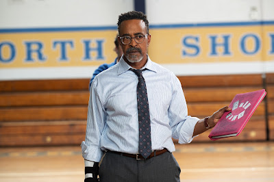 Tim Meadows plays Mr. Duvall in Mean Girls from Paramount Pictures. Photo: Jojo Whilden/Paramount © 2023 Paramount Pictures.