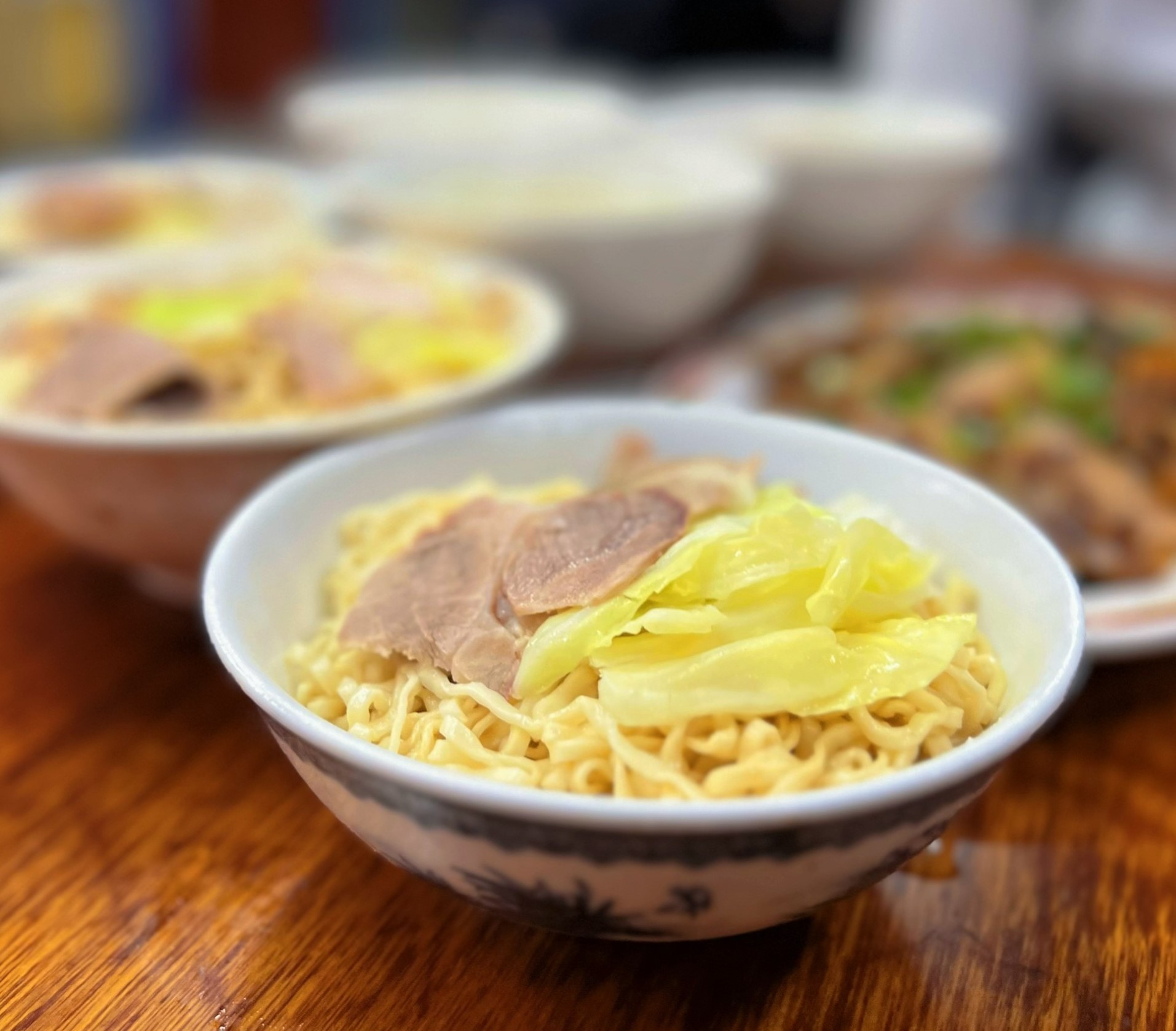 台南友愛街宵夜 │ 70年在地老麵店【小杜意麵】