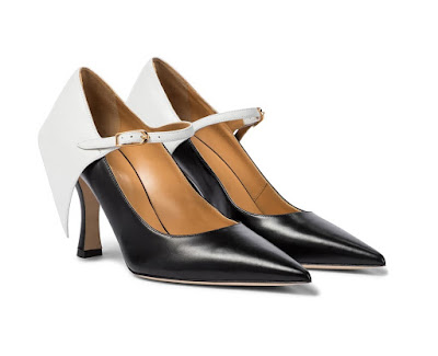 Unusual Shoes : Loewe Cape Leather pumps