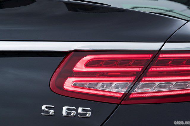 Xe mui trần Mercedes-AMG S65 Cabriolet