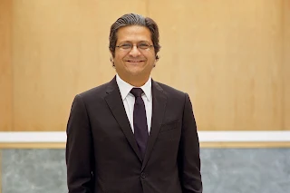Pakistani Businessman gone missing in search of Titanic wreckage.