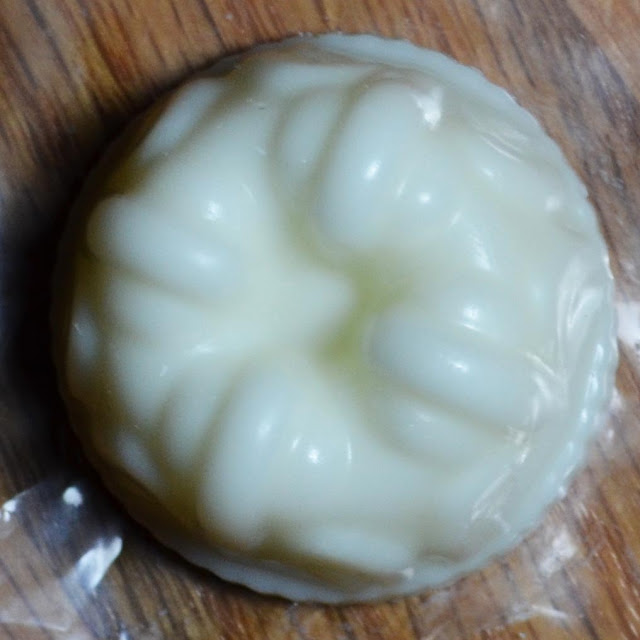 coffee wax melt with whipped cream