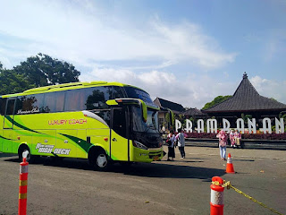 Paket Wisata Jogja, Bus Pariwisata