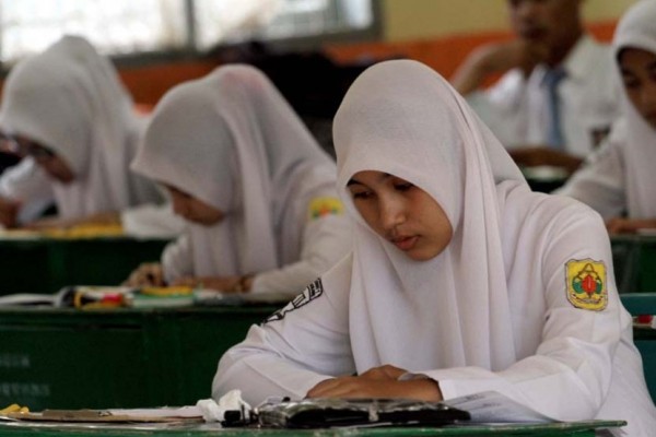 Peserta Ujian Nasional Di SUMUT 736.152 Siswa