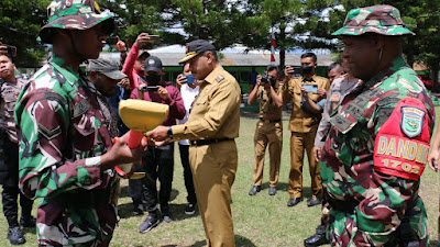 TMMD Ke-115 Kodim 1702/JWY Di Distrik Tailarek Resmi Dibuka, Bangun Rumah Dan Penampungan Desa