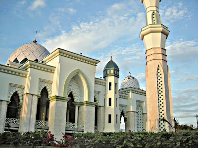 mosque wallpaper. Istiqlal Mosque in Jakarta