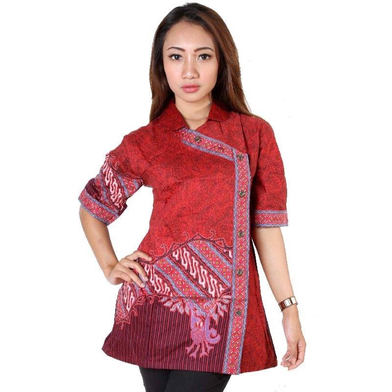 10 Model Baju Batik Kantor Wanita Kombinasi, Eksotis 