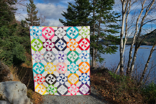 Framed Pinwheels quilt pattern | DevotedQuilter.com