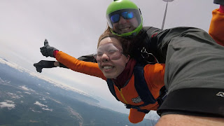 Skydive Hokkaido You can enjoy a free fall of 200 km / h