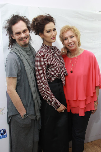 L-R Joakim Roos, Priyanka Goyat, Dr.Blossom Kochhar