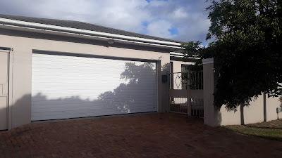 Executive House to rent in Rondebosch East ( The Avenues)