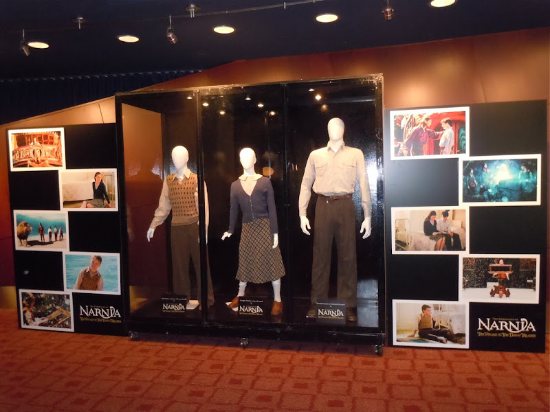 Narnia Dawn Treader movie costume exhibit