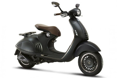 Vespa 946 Emporio Armani (2015) Front Side